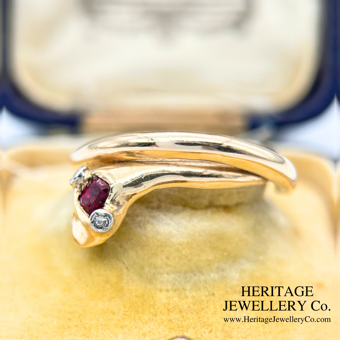 Antique 18K Gold Snake Ring