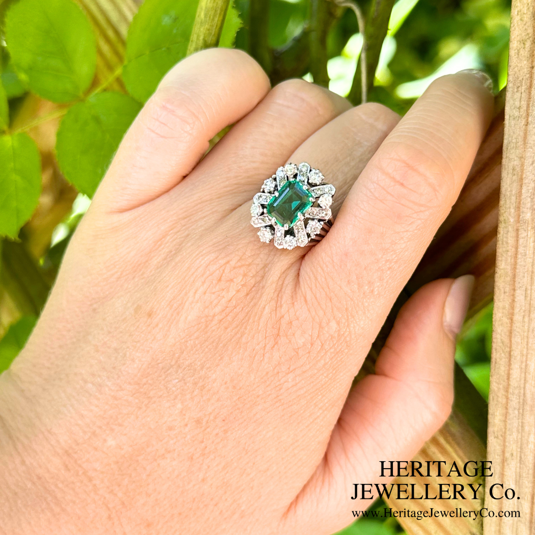 Art Deco Emerald and Diamond Cluster Ring (Platinum)