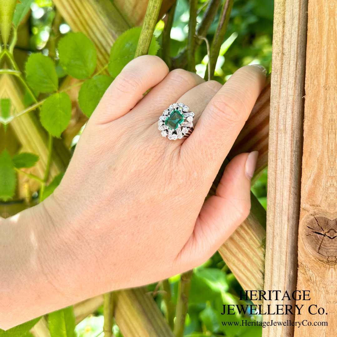 Art Deco Emerald and Diamond Cluster Ring (Platinum)