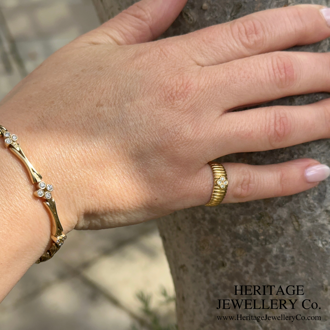 Vintage Gold and Diamond Fleurette Ring (18ct Gold)