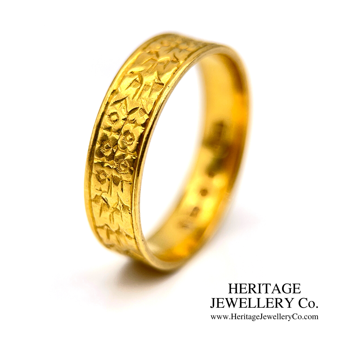 Vintage Engraved Gold Band (22ct gold)