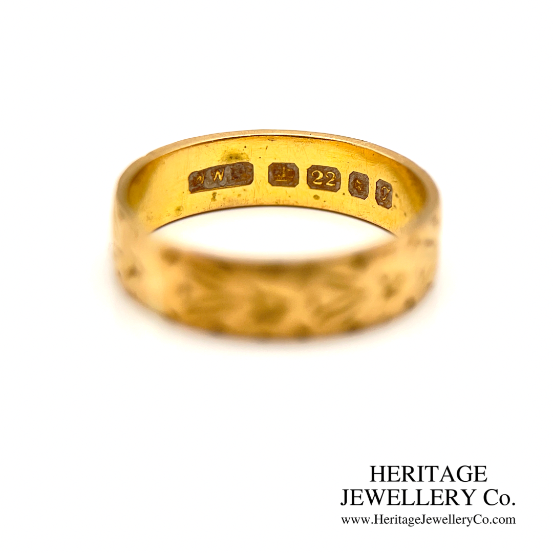 Vintage Engraved 22ct Gold Band