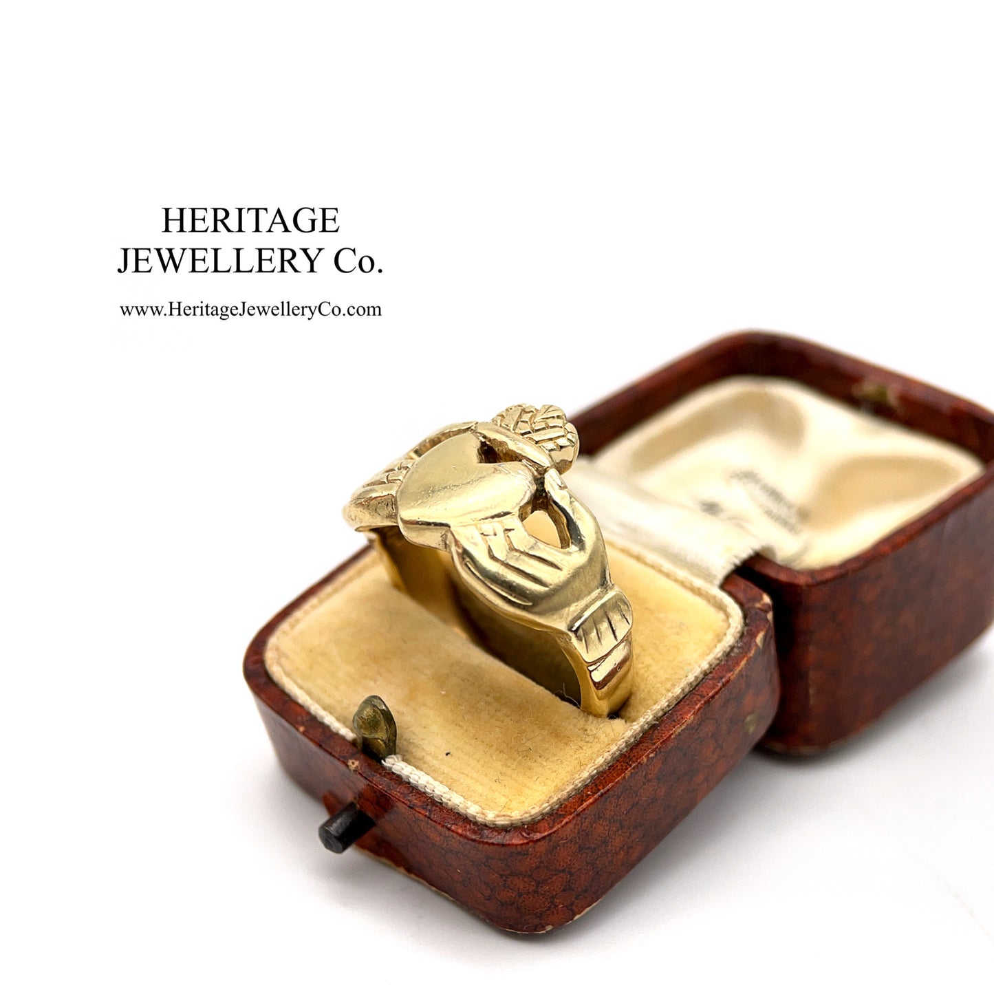 Heavy Vintage Gold Claddagh Ring