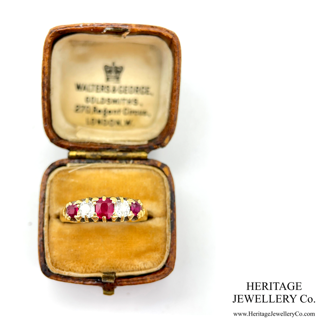 Antique Diamond & Ruby 5-Stone Ring (18ct gold)