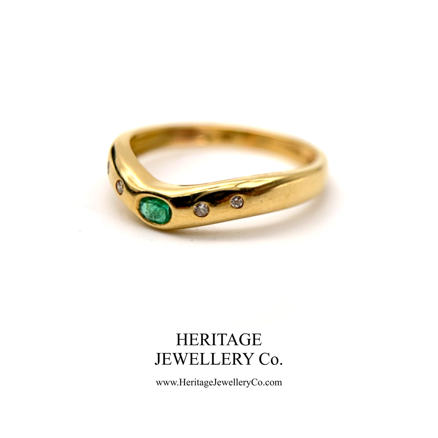 Vintage Emerald and Diamond Gypsy Ring (18ct Gold)